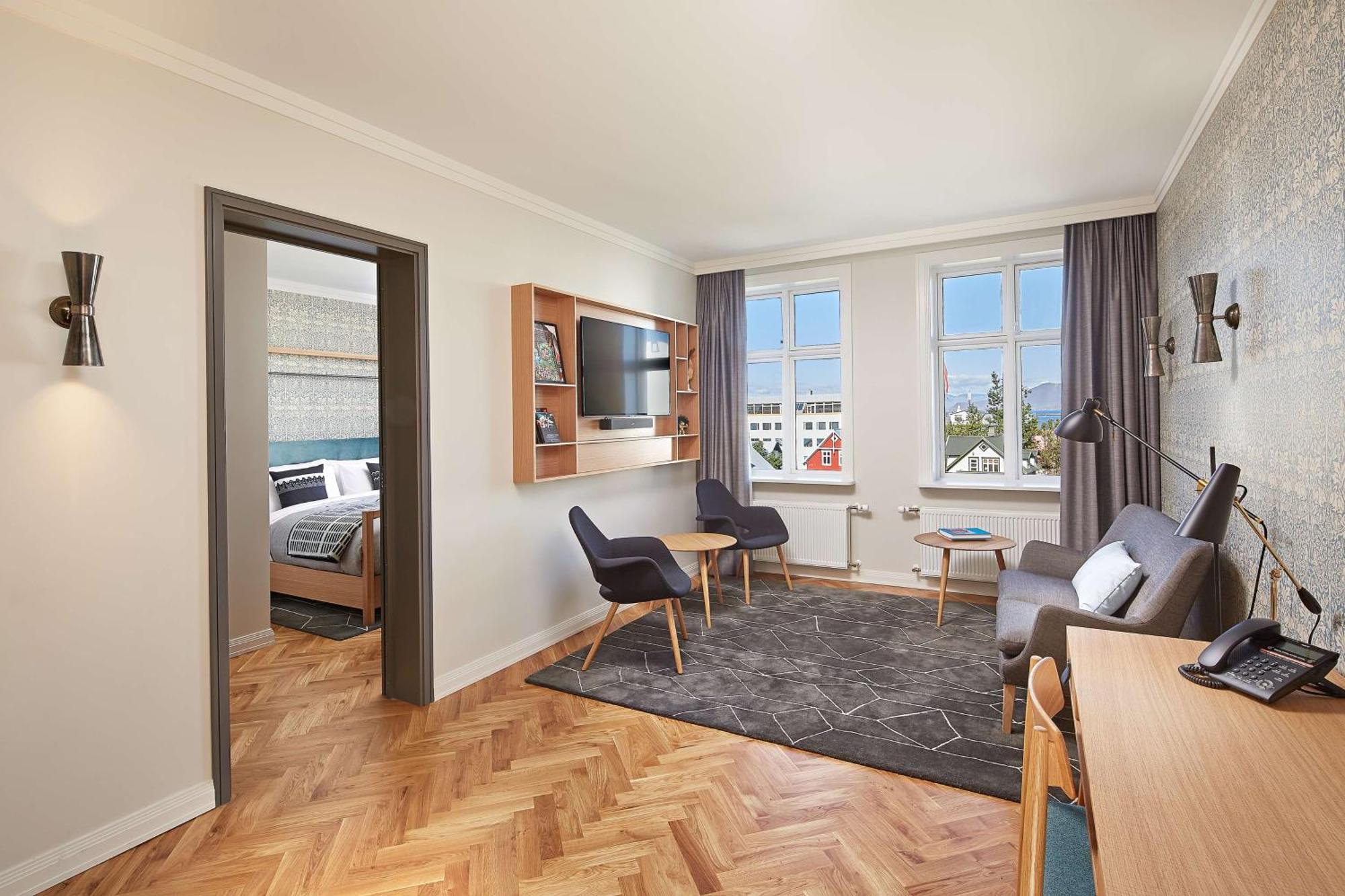 Canopy By Hilton Centre Hotel 4*